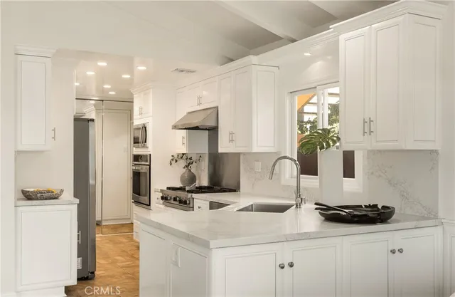 $5,995,000 | 216 Poppy Avenue, Corona del Mar, CA 92625