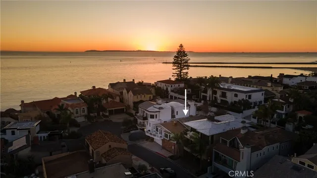 $5,995,000 | 216 Poppy Avenue, Corona del Mar, CA 92625