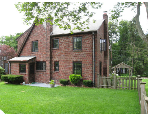 20 Allen Road Winchester, MA 01890 - Photo 17 of 20