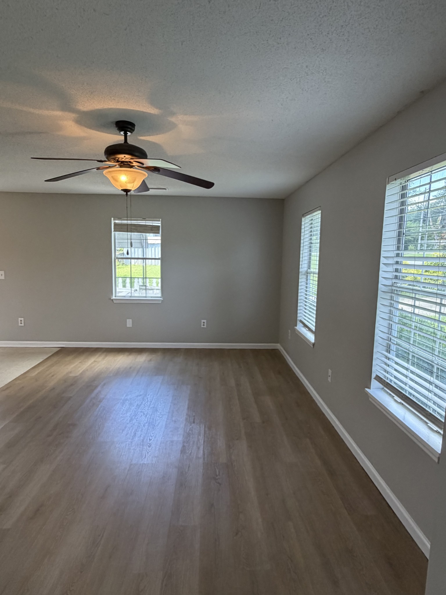 337 Sunshine Circle Decherd, TN 37324 - Photo 7 of 44