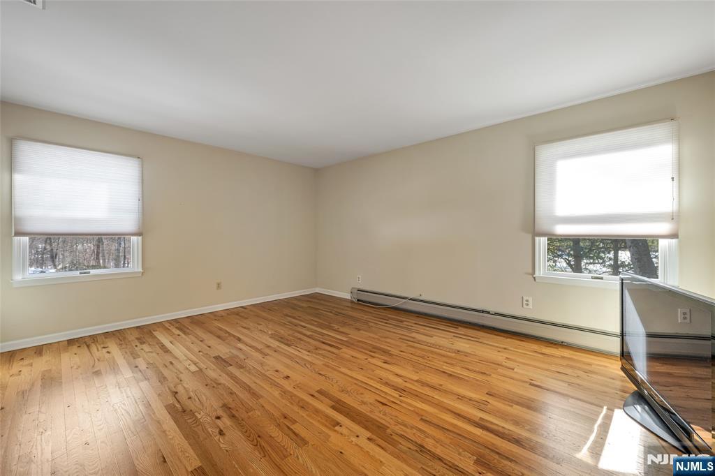 12 Catherine Terrace Park Ridge, NJ 07656 - Photo 15 of 19