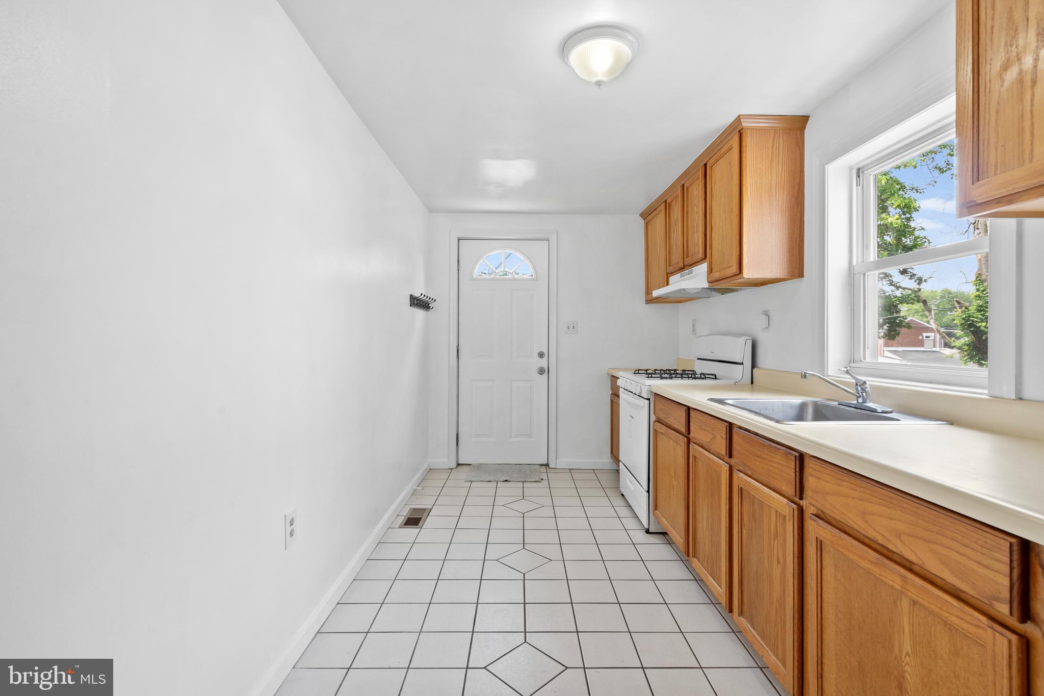 103 9th Street Brookhaven, PA 19015 - Photo 11 of 28