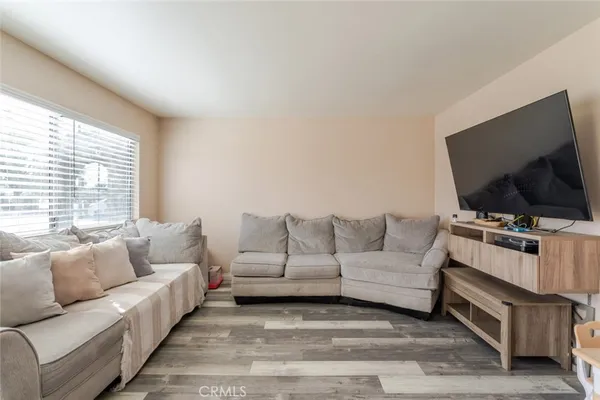 $410,000 | 44415 Watford Avenue, Lancaster, CA 93535
