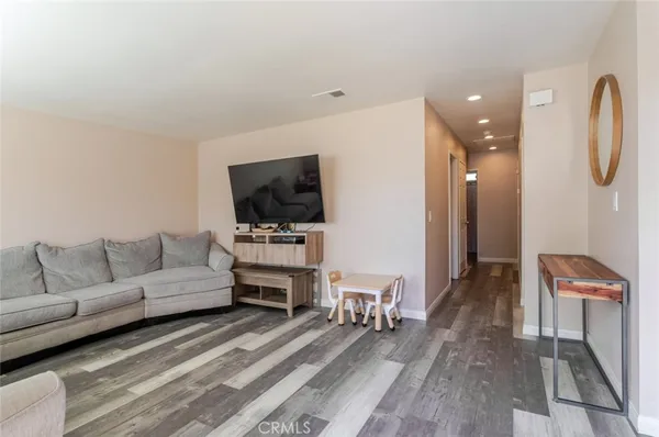 $410,000 | 44415 Watford Avenue, Lancaster, CA 93535