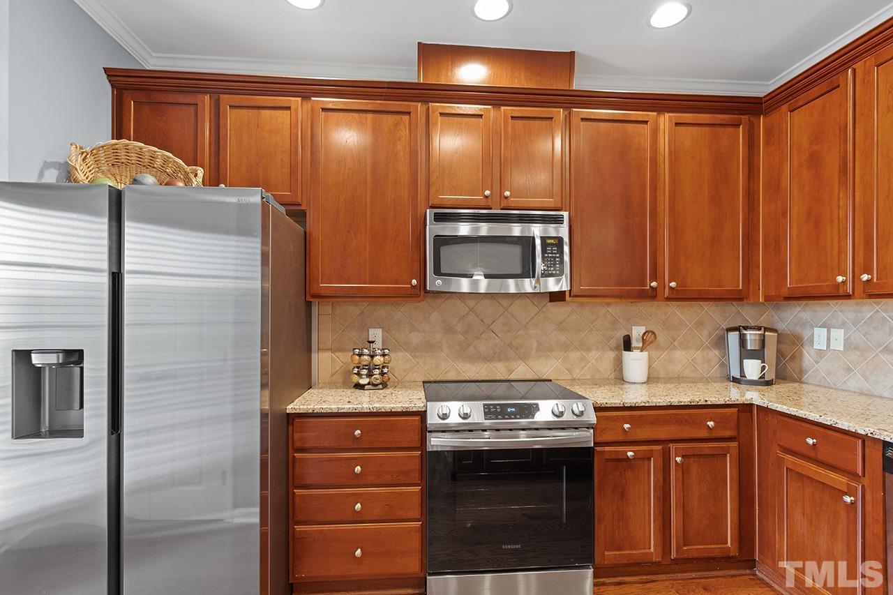 9242 Wooden Road Raleigh, NC 27617 - Photo 14 of 32 Gallery Image 14