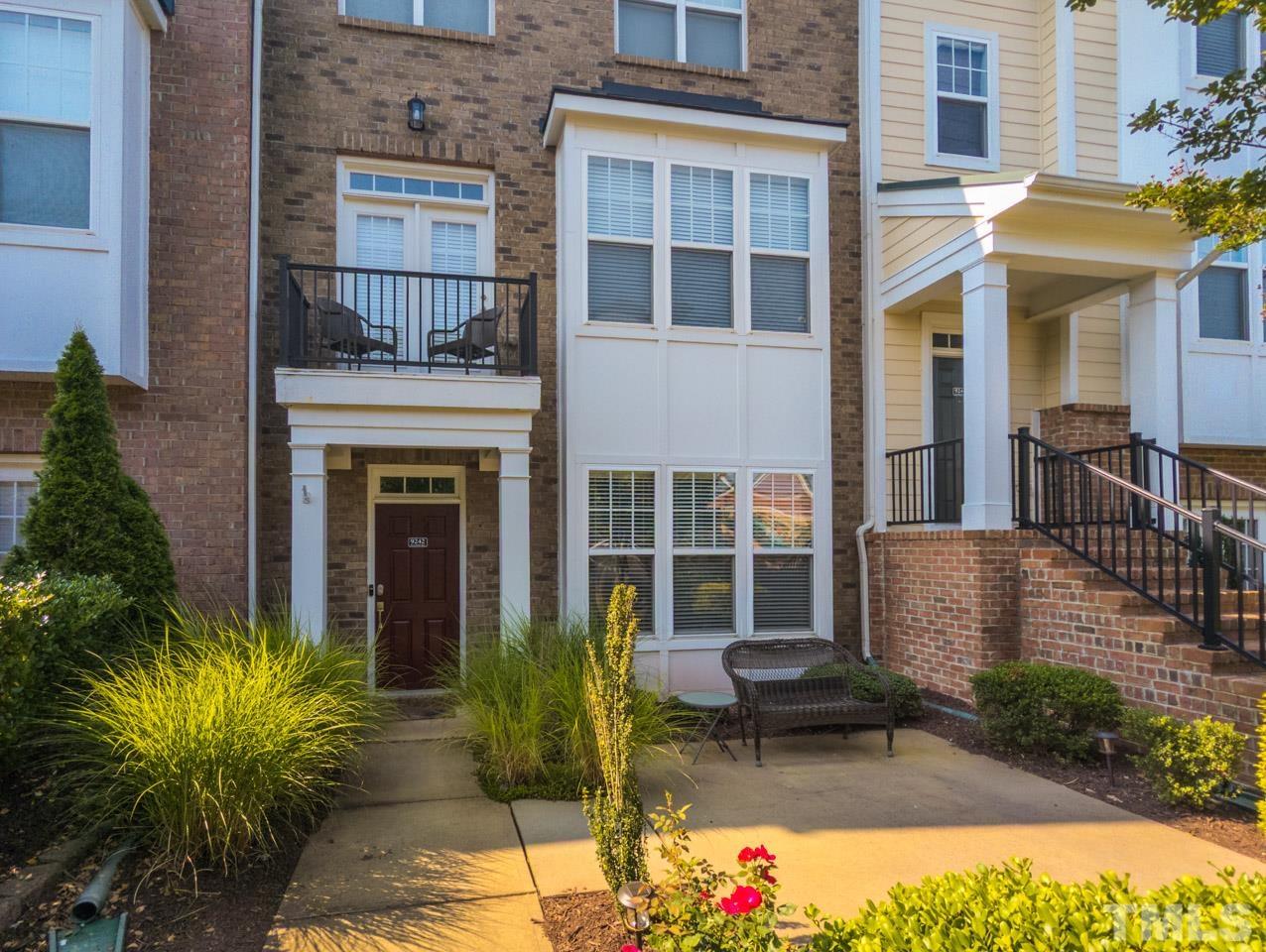 9242 Wooden Road Raleigh, NC 27617 - Photo 2 of 32 Gallery Image 2