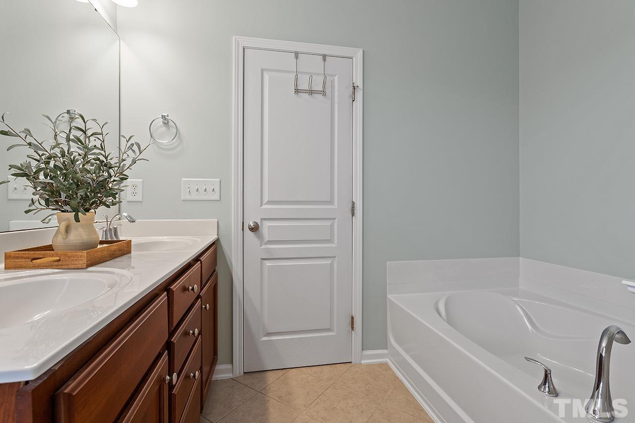 9242 Wooden Road Raleigh, NC 27617 - Photo 22 of 32 Gallery Image 22