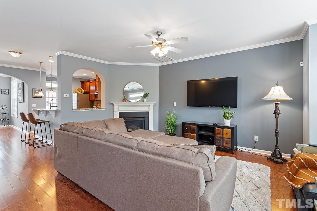 9242 Wooden Road Raleigh, NC 27617 - Photo 9 of 32 Gallery Image 9