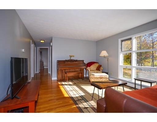 131 Parker Road Chelmsford, MA 01824 - Photo 8 of 23 Gallery Image 8