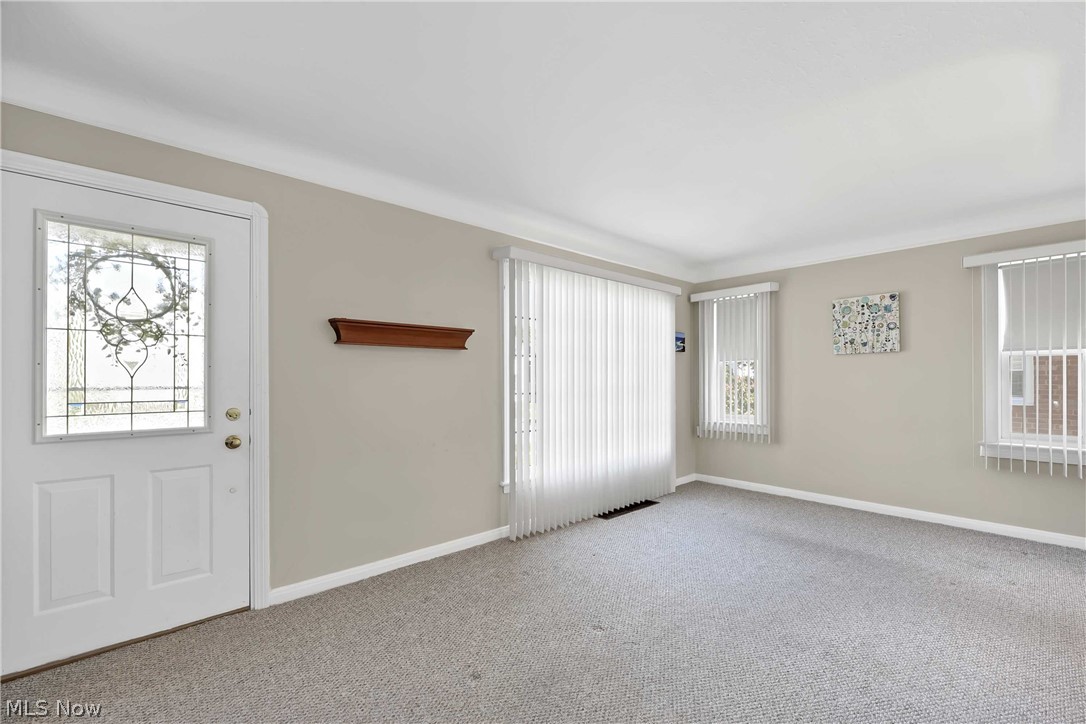 13108 Grannis Road Cleveland, OH 44125 - Photo 11 of 35 Gallery Image 11