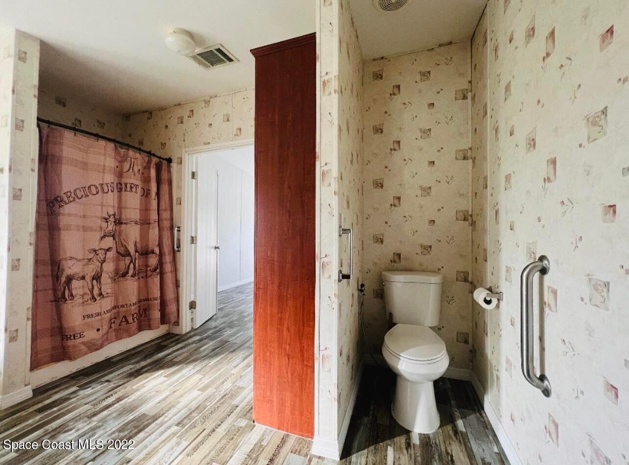 665 Camp Road Cocoa, FL 32927 - Photo 8 of 16 Master Bath