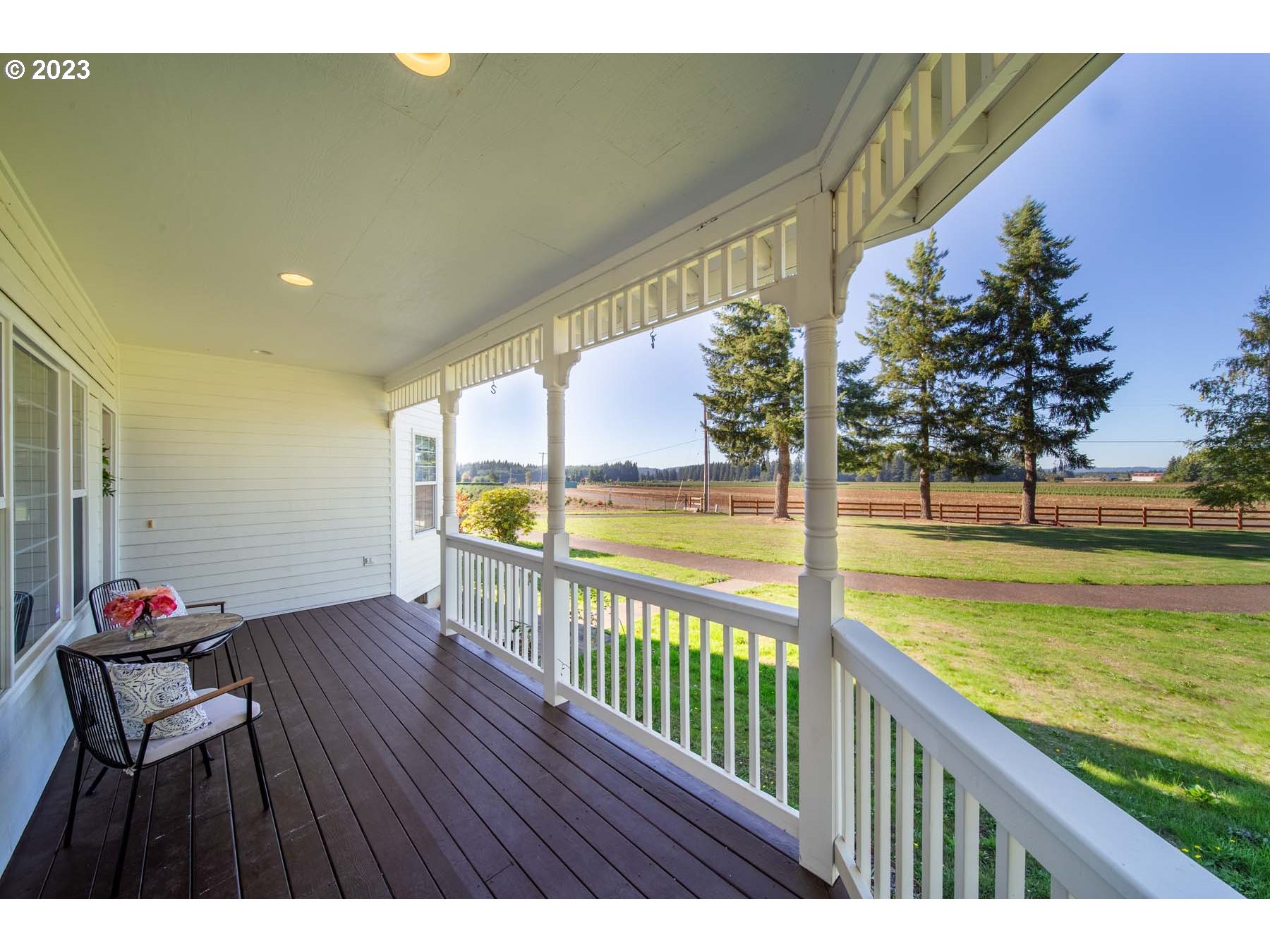 20464 South Criswell Road Oregon City, OR 97045 - Photo 4 of 33 Gallery Image 4