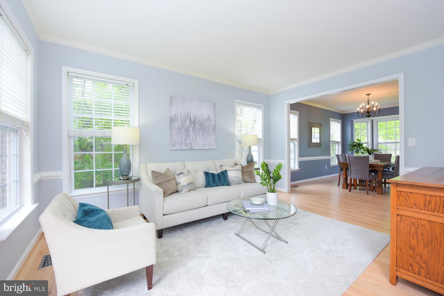 720 Tanley Road Silver Spring, MD 20904 - Photo 17 of 54 Living Room