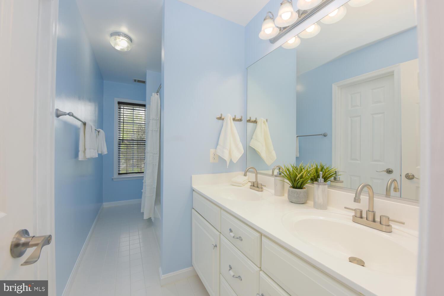 720 Tanley Road Silver Spring, MD 20904 - Photo 32 of 54 Full Hall Bath