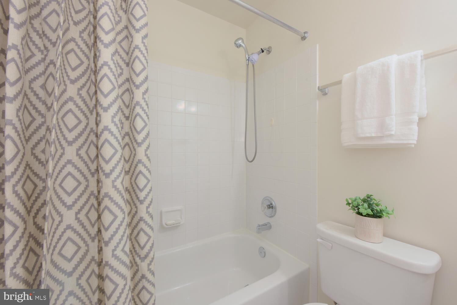 720 Tanley Road Silver Spring, MD 20904 - Photo 38 of 54 Full Bath