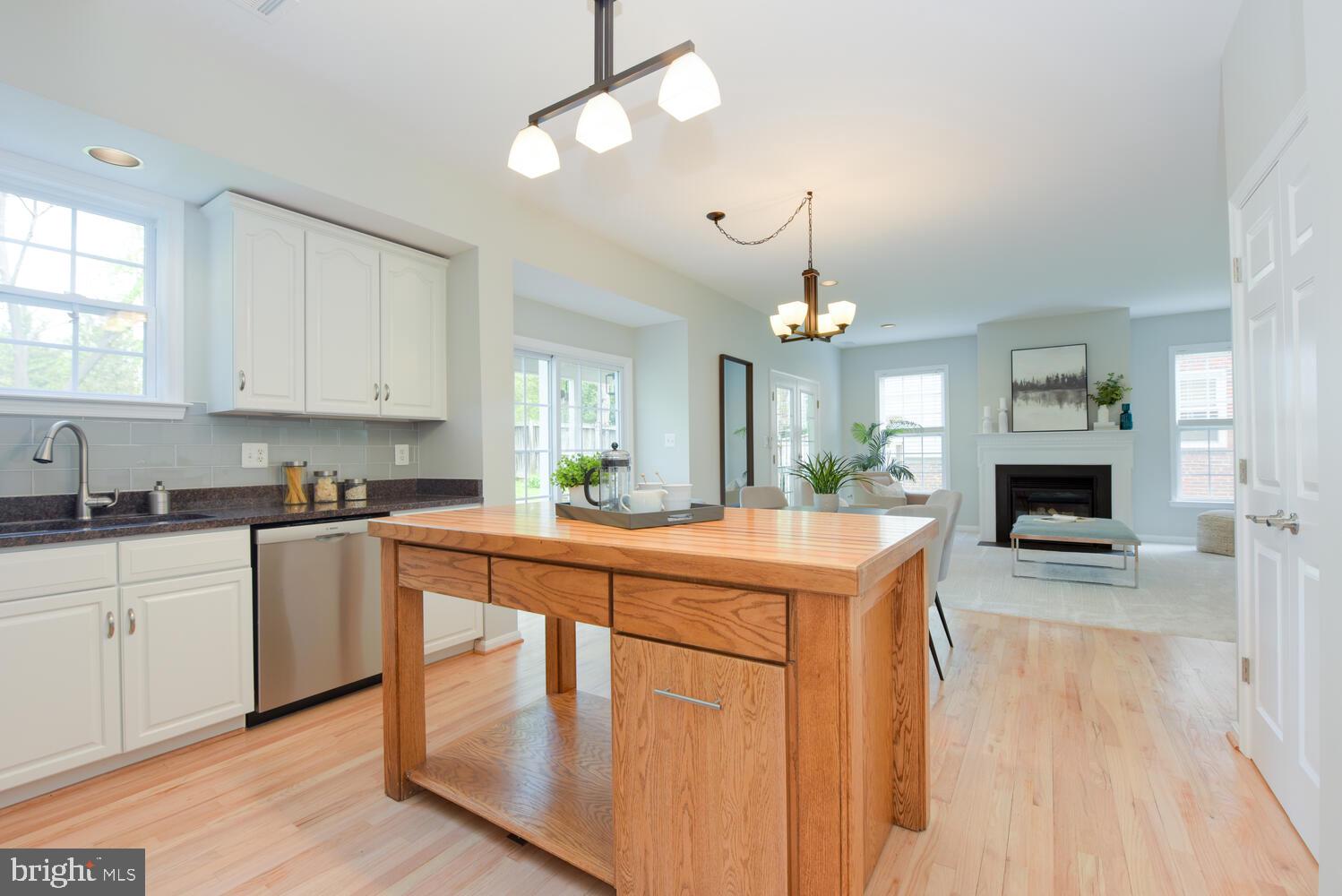 720 Tanley Road Silver Spring, MD 20904 - Photo 10 of 54 Kitchen