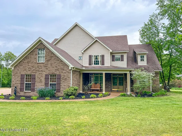 $584,500 | 7401 Michael Drive, Hernando, MS 38632