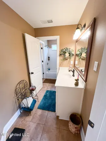 $584,500 | 7401 Michael Drive, Hernando, MS 38632