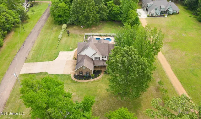 $584,500 | 7401 Michael Drive, Hernando, MS 38632
