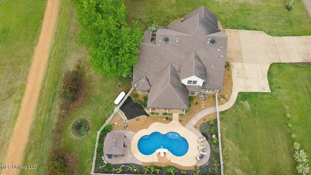 $584,500 | 7401 Michael Drive, Hernando, MS 38632