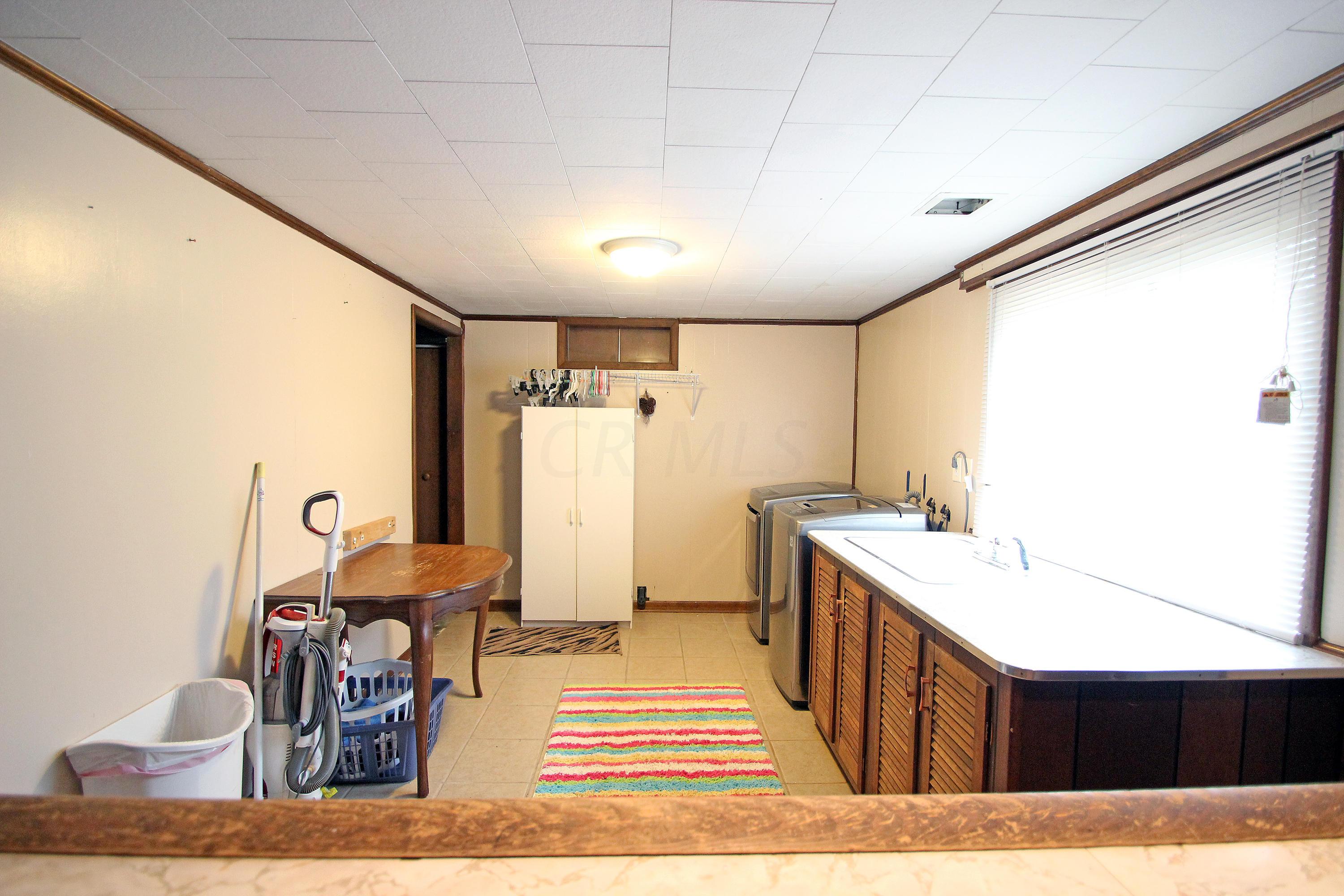 353 Spring Street Lancaster, OH 43130 - Photo 15 of 22 Gallery Image 15