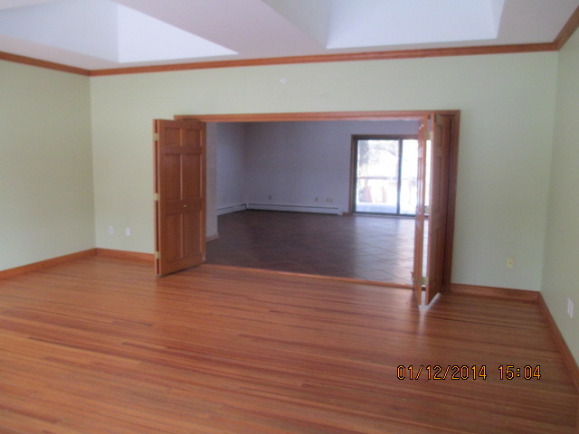5N641 Pinelands Road Wayne, IL 60184 - Photo 6 of 13