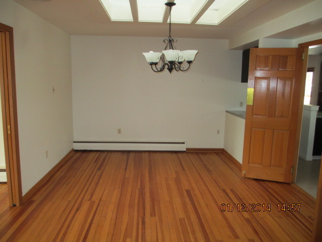 5N641 Pinelands Road Wayne, IL 60184 - Photo 9 of 13