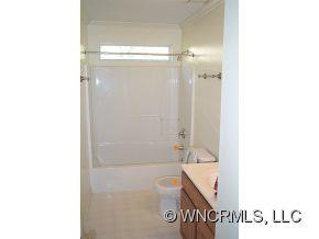 26 Rice Branch Road Asheville, NC 28804 - Photo 12 of 24 Gallery Image 12