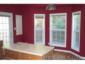 26 Rice Branch Road Asheville, NC 28804 - Photo 7 of 24 Gallery Image 7