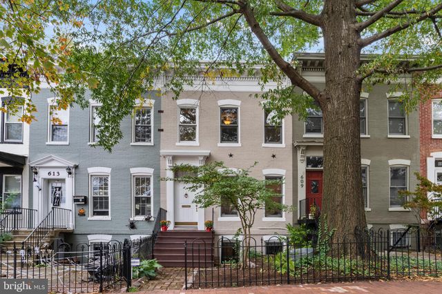 $935,000 | 611 10th Street Northeast, Washington, DC 20002