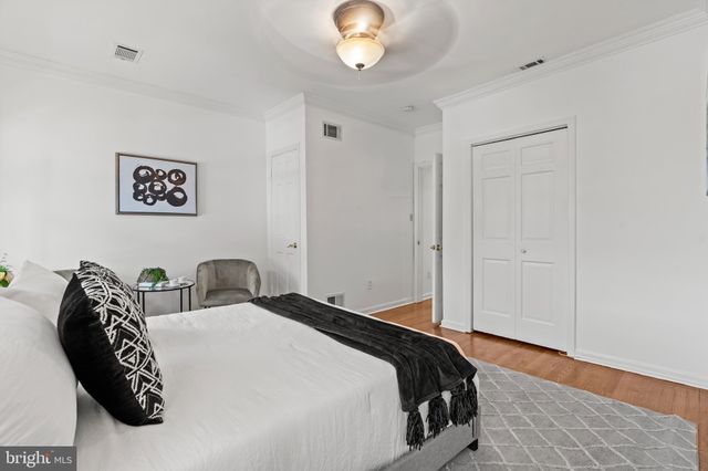 $935,000 | 611 10th Street Northeast, Washington, DC 20002