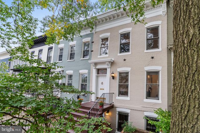 $935,000 | 611 10th Street Northeast, Washington, DC 20002