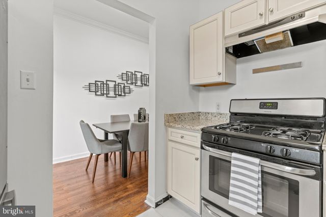 $935,000 | 611 10th Street Northeast, Washington, DC 20002