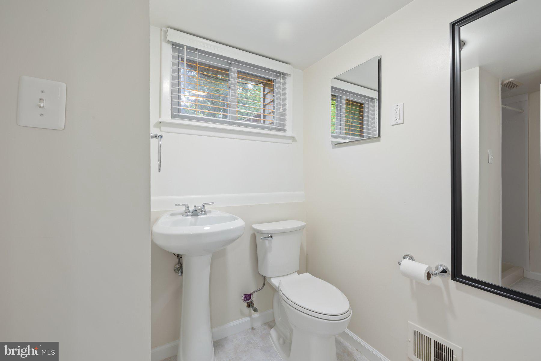 1515 Ainsley Road Silver Spring, MD 20904 - Photo 40 of 59 Gallery Image 40