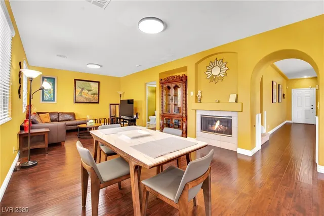 $2,680 | 9677 Casper Peak Court, Las Vegas, NV 89117