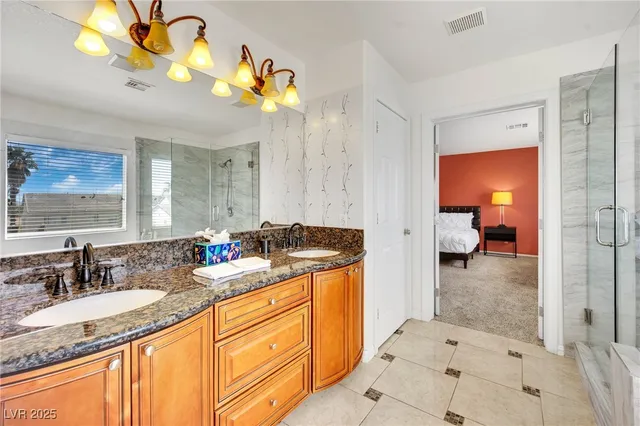 $2,680 | 9677 Casper Peak Court, Las Vegas, NV 89117