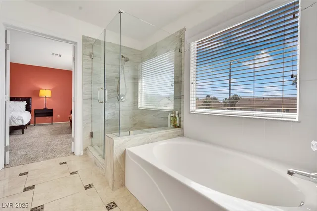 $2,680 | 9677 Casper Peak Court, Las Vegas, NV 89117