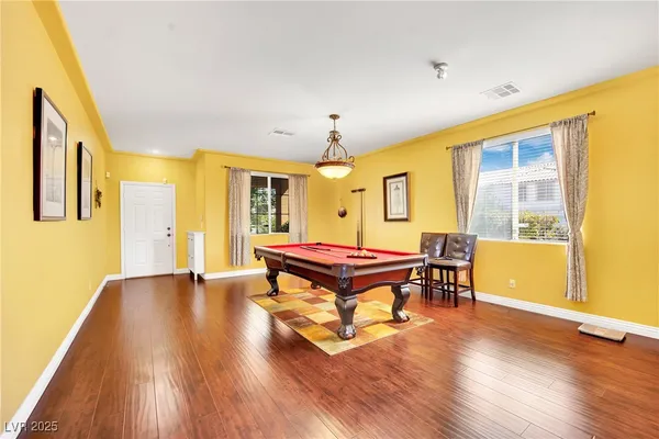 $2,680 | 9677 Casper Peak Court, Las Vegas, NV 89117
