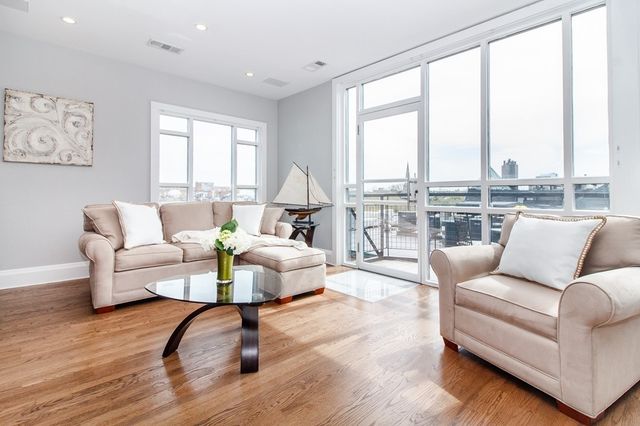 $1,188,000 | 9-11 Harcourt Street, Unit 501, Boston, MA 02116