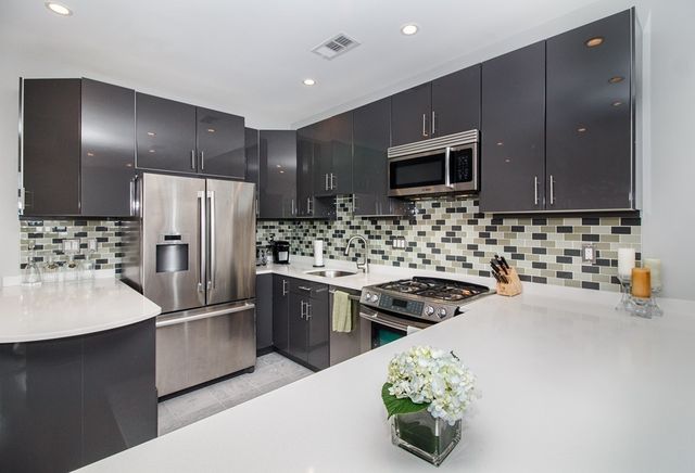 $1,188,000 | 9-11 Harcourt Street, Unit 501, Boston, MA 02116