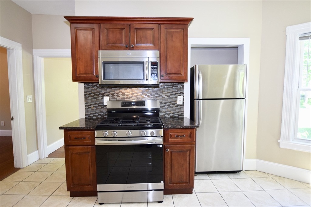 198 Reed Street, Unit 1 Rockland, MA 02370 - Photo 18 of 29