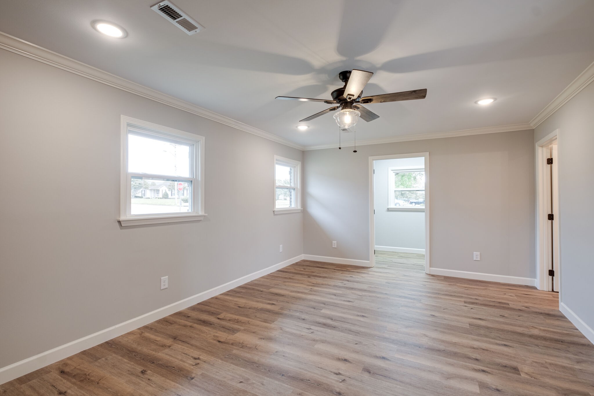 1305 Springer Road Lawrenceburg, TN 38464 - Photo 15 of 27 Gallery Image 15