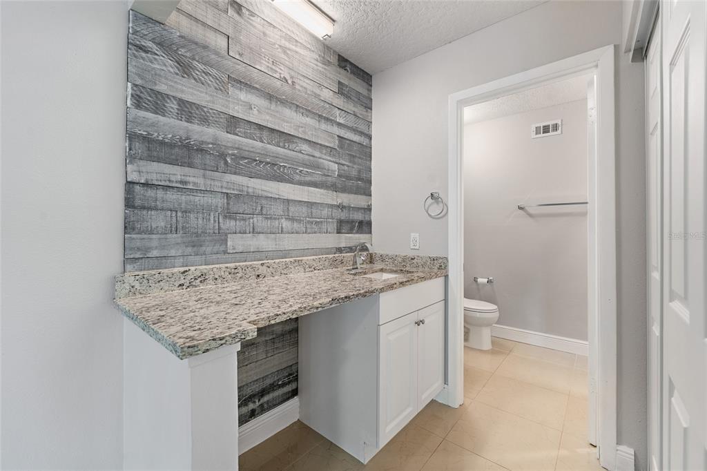 4304 Middlebrook Road, Unit 4304 Orlando, FL 32811 - Photo 18 of 29 Gallery Image 18