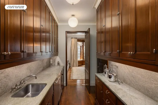 $28,000,000 | 4 East 73rd Street | Lenox Hill