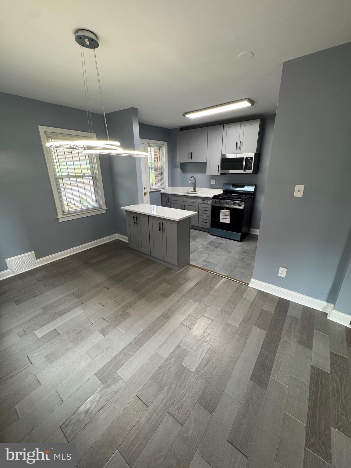 4623 Jay Street Northeast Washington, DC 20019 - Photo 5 of 36