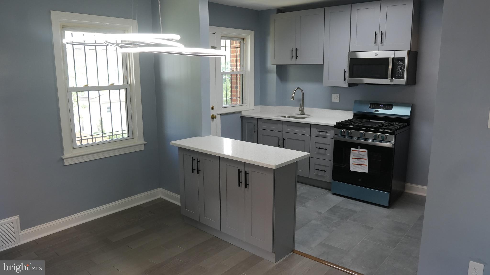 4623 Jay Street Northeast Washington, DC 20019 - Photo 7 of 36