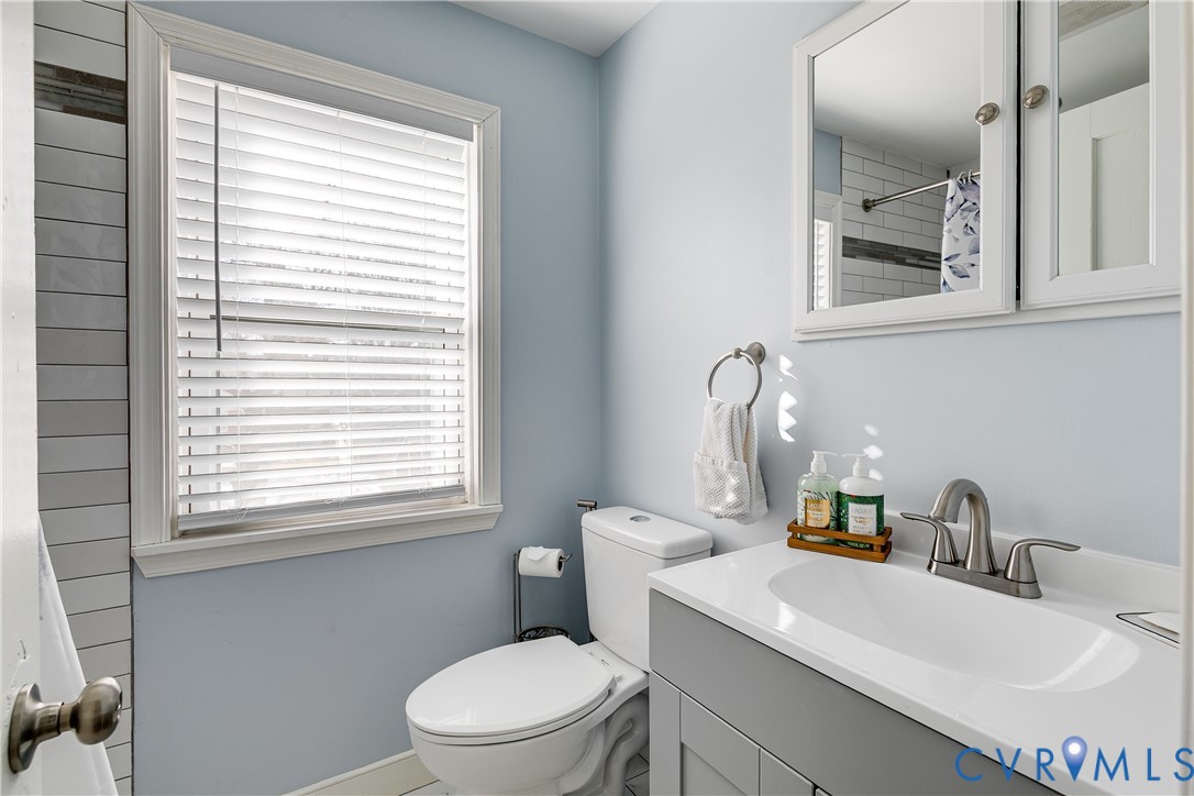 2109 Dumbarton Road Henrico, VA 23228 - Photo 26 of 36