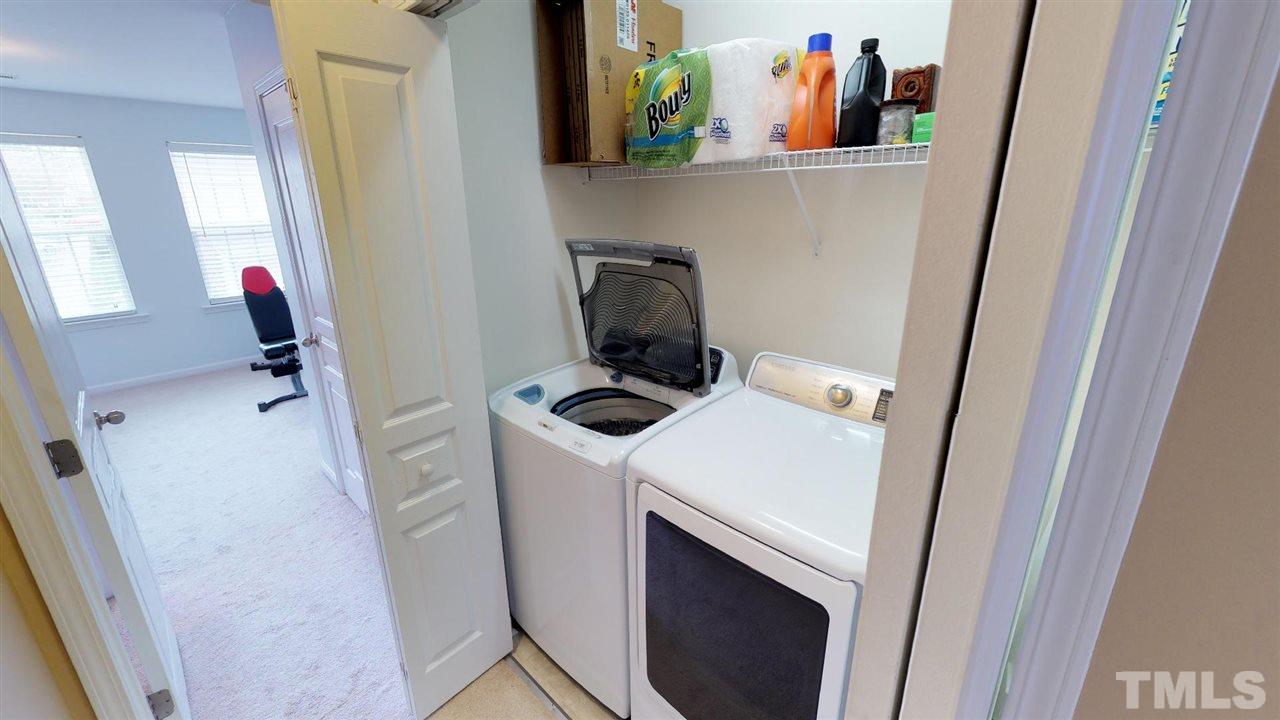 5233 Moonview Court Raleigh, NC 27606 - Photo 15 of 25 Gallery Image 15