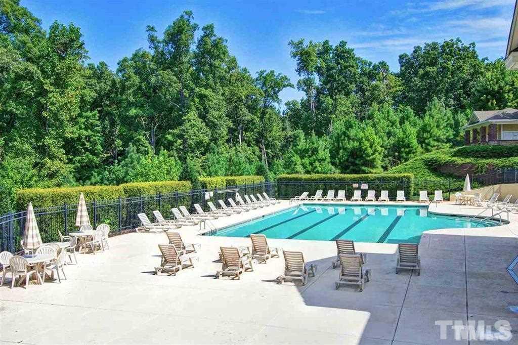 5233 Moonview Court Raleigh, NC 27606 - Photo 4 of 25 Gallery Image 4