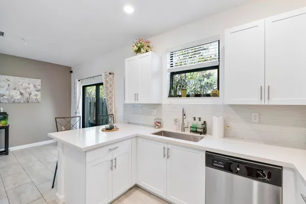 $495,000 | 5429 Northwest 27th Court, Margate, FL 33063